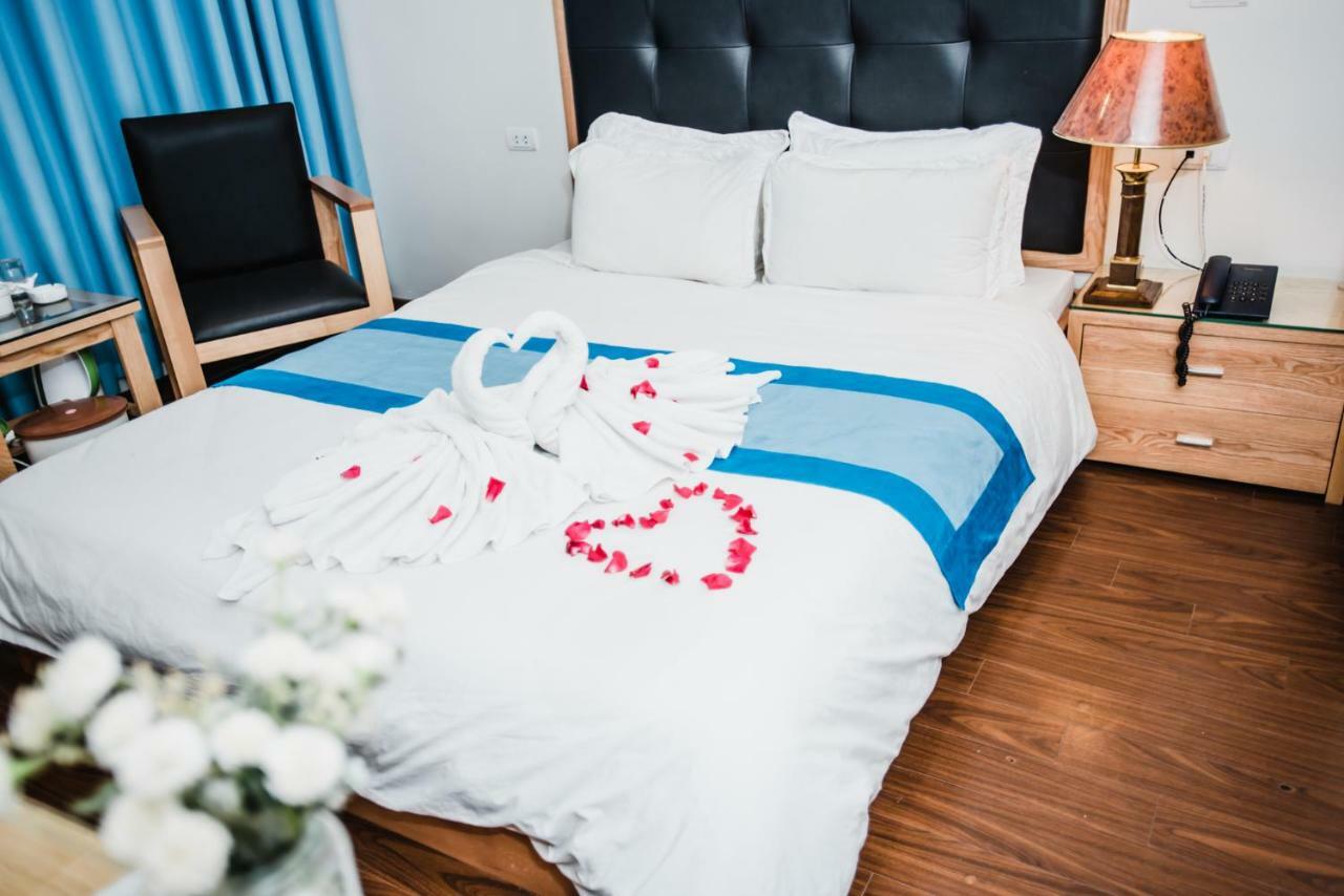 Hotel Royal Van Lung Екстериор снимка
